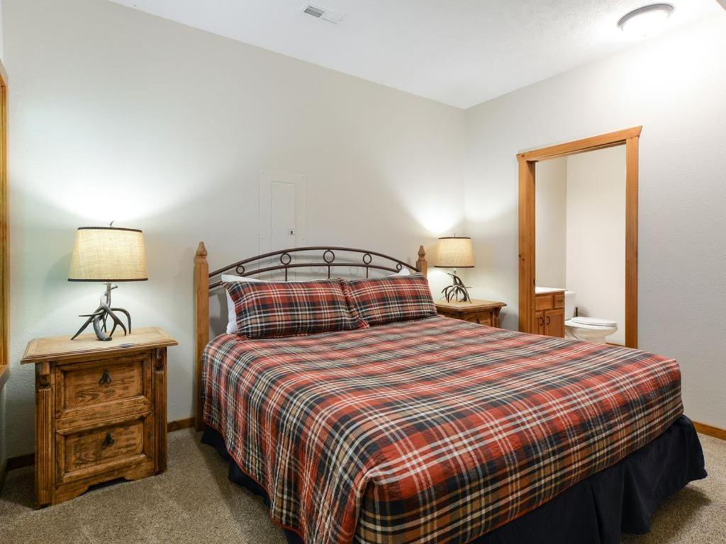 Lodge 243 Branson Bagian luar foto