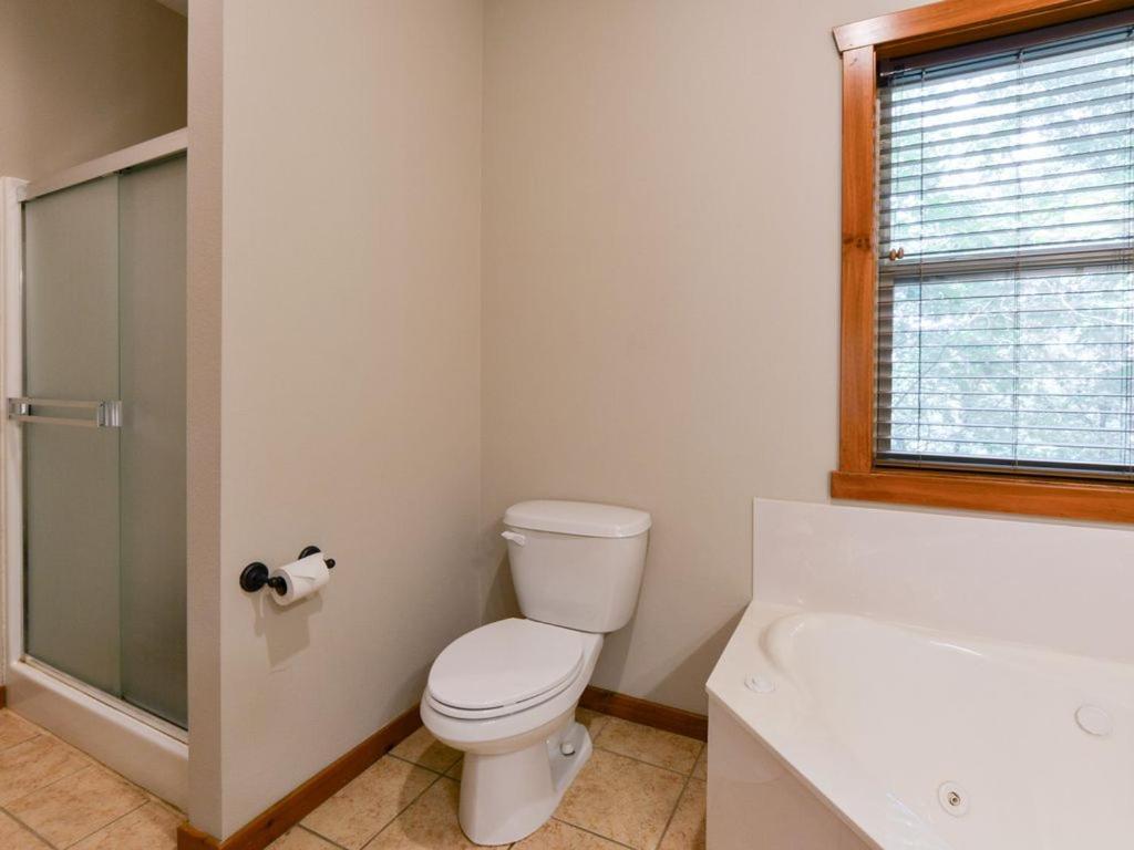 Lodge 243 Branson Bagian luar foto