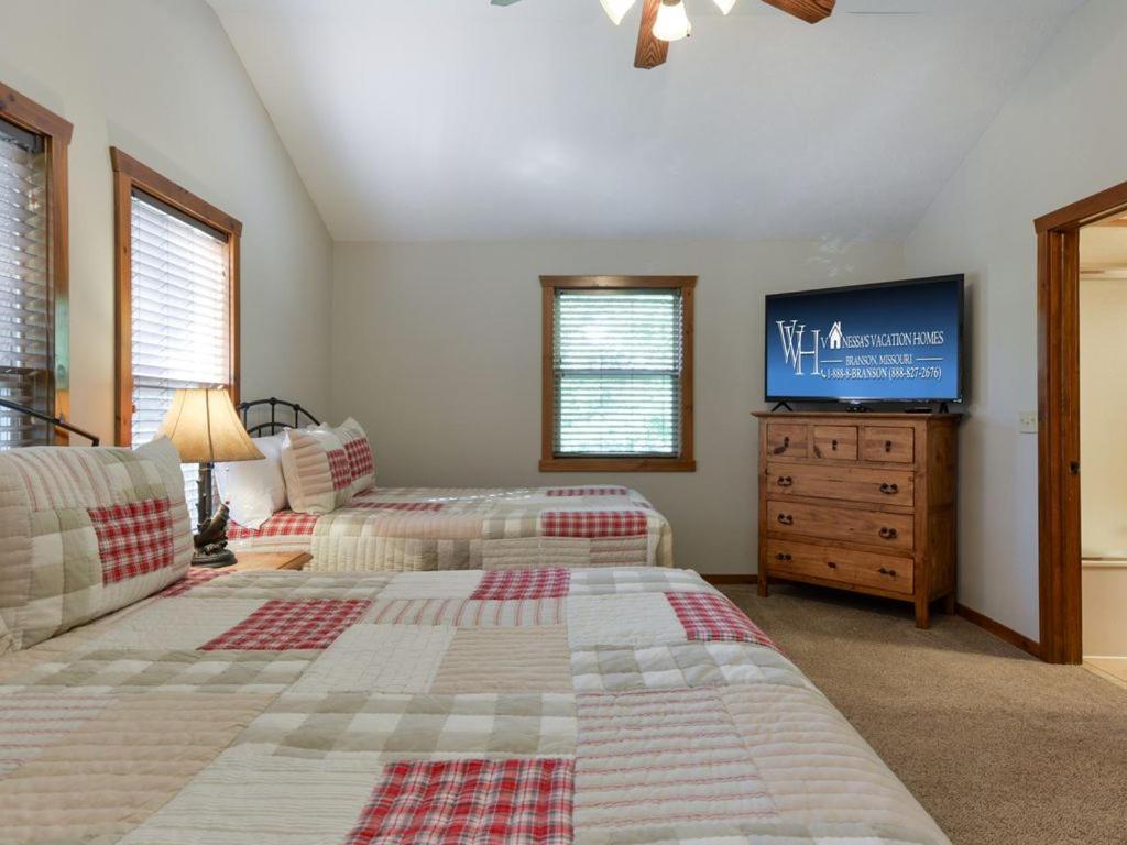 Lodge 243 Branson Bagian luar foto